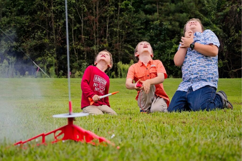 STEM Learning Through Outdoor Tech Play