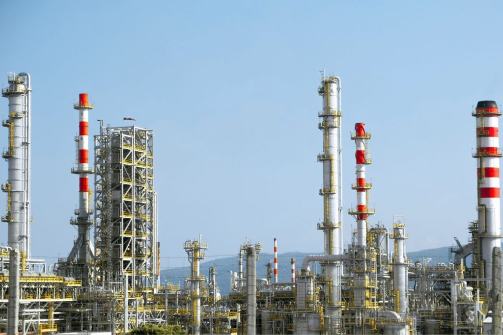 How to Get Into the Oil Business in 2025: Step by Step Guide