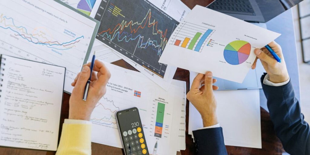 How to Launch Your First B2B Direct Mail Marketing Campaign